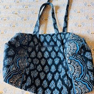2 Vera Bradley Navy and White Patterned Tote